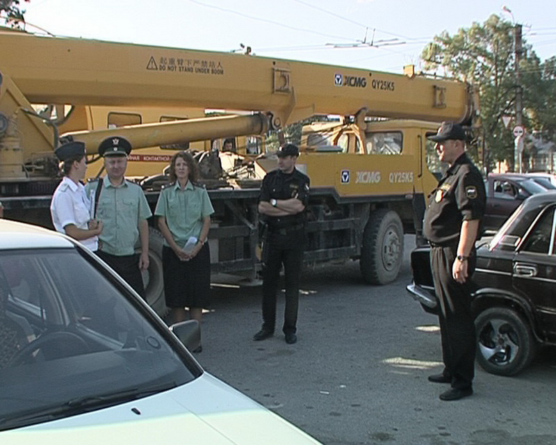 В Севастополе до конца недели демонтируют трехэтажный остановочный павильон