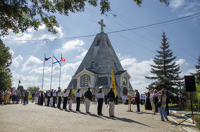 В Севастополе почтили память героев Крымской войны