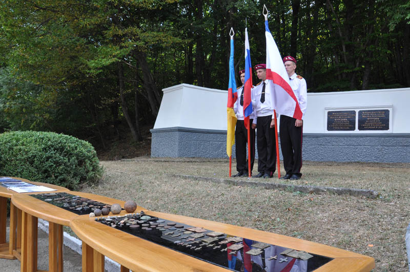 Под Алуштой открыли бюст Кутузову