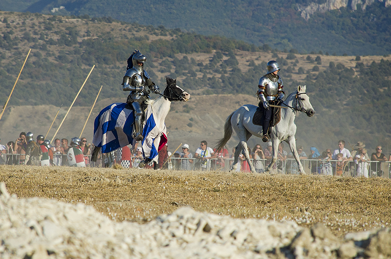 На Крымском военно-историческом фестивале прошел день Средневековья