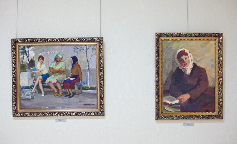 В Севастополе открылась выставка художников «Человек читающий»