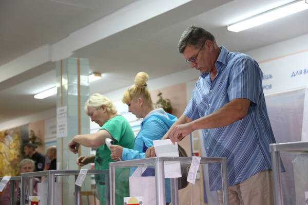 Как проходили первые выборы в российском Крыму