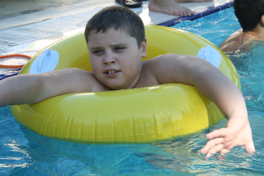 В Крыму стартовала акция «Быть вместе» для семей, воспитывающих детей-аутистов