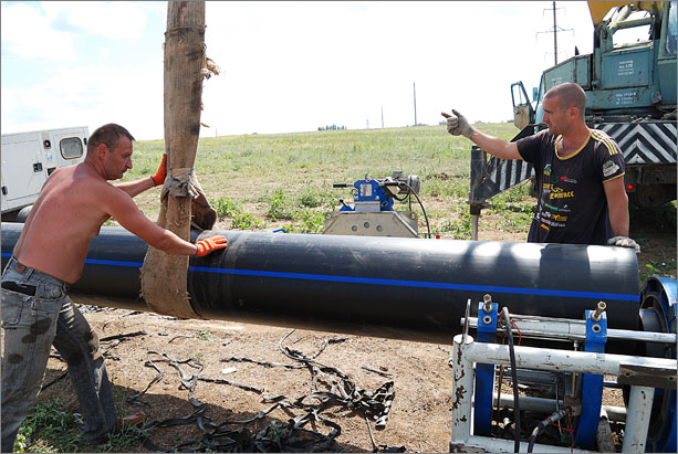 В Феодосии идет реконструкция водовода «Очистные – Приморский»