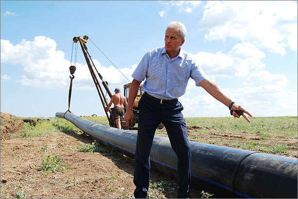 В Феодосии идет реконструкция водовода «Очистные – Приморский»