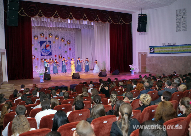 Для победителей фестиваля «Крымские зори» предложили организовать гастроли по Украине