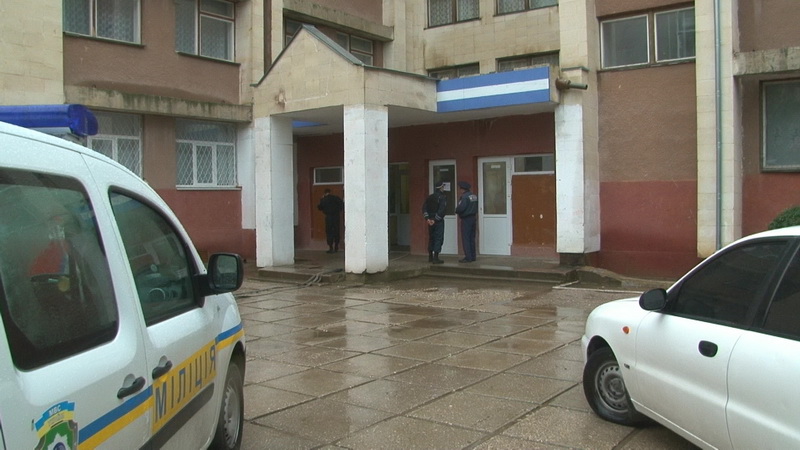 «Минером» школы в Симферополе оказался второклассник