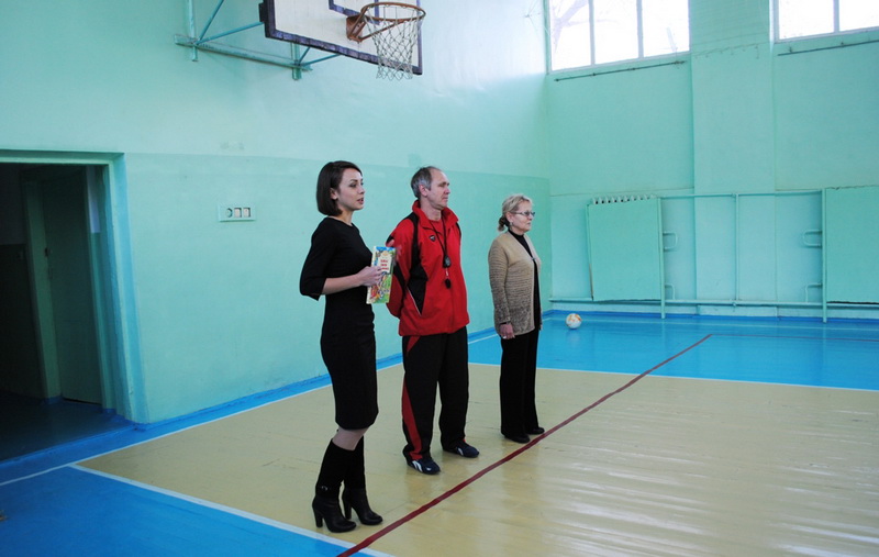 Книга от Златы Огневич досталась школьнице из Симферополя