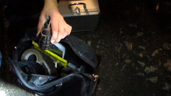 На выезде из Крыма задержали автомобиль с наркотиками и оружием