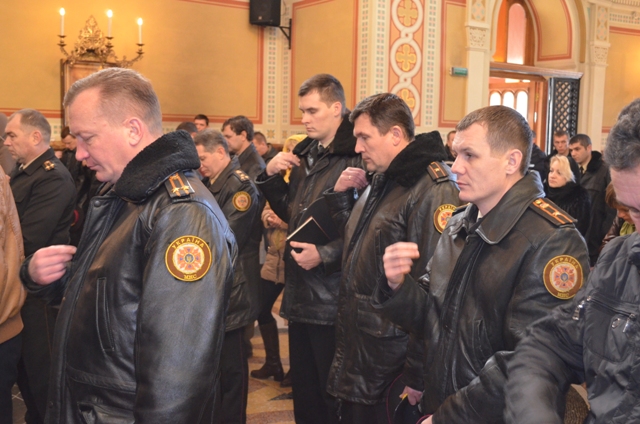 В Севастополе прошел молебен за здравие спасателей     