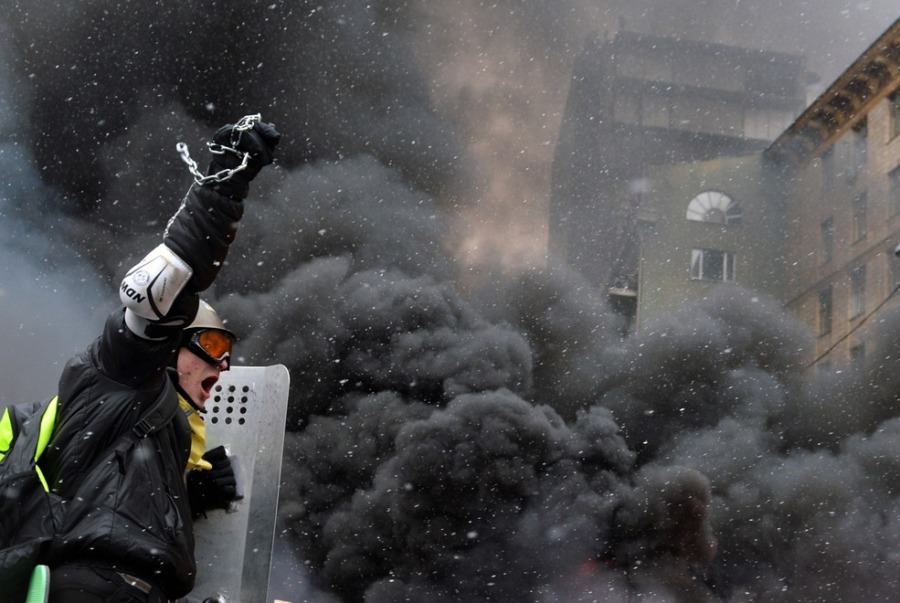 Противостояние в Киеве в фотографиях