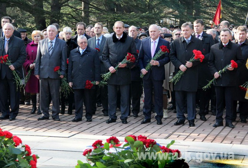 В Симферополе отметили День защитника Отечества