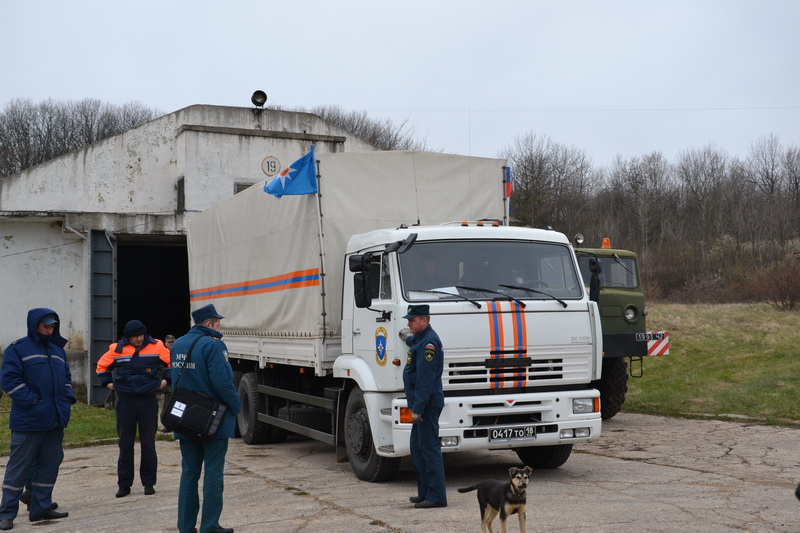 Крымские спасатели получили аварийные осветительные установки