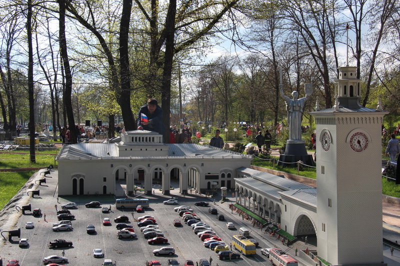 В парке миниатюр Бахчисарая отметили день освобождения города от фашистов