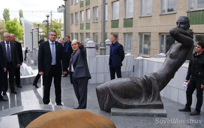 Крымский премьер встретился с представителями национально-культурных обществ