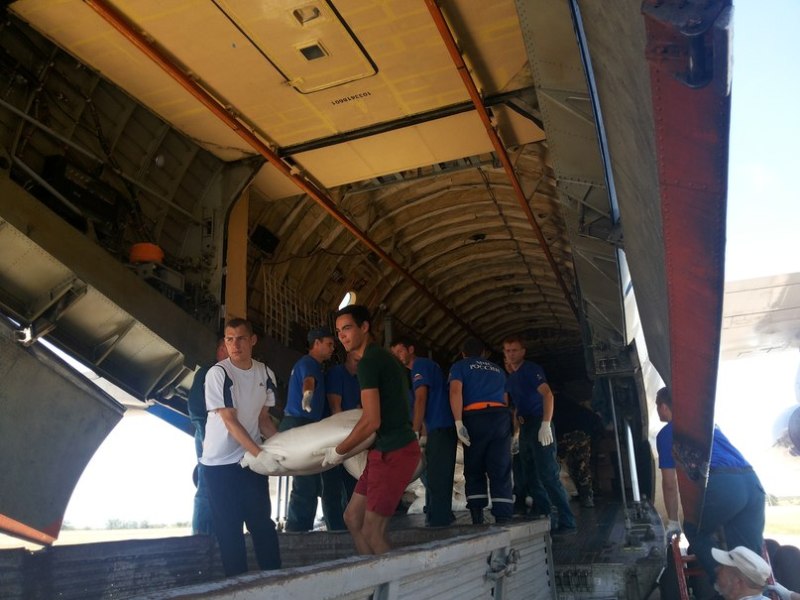 В Севастополь доставили гуманитарный груз для беженцев 