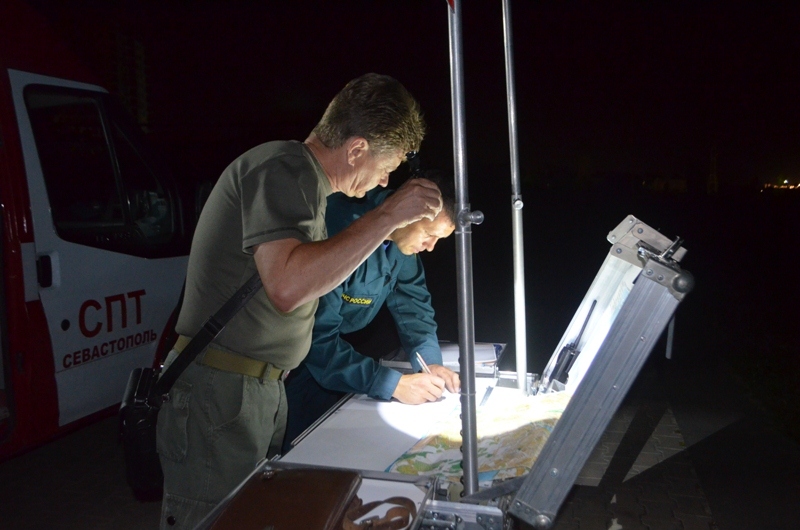 В Севастополе обезвредили мину и авиабомбы