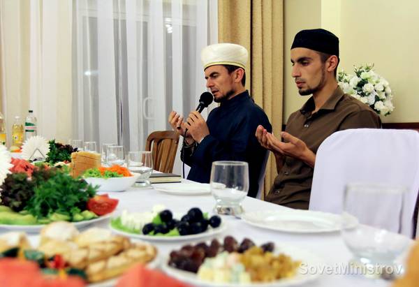 В Симферополе провели праздничный ифтар