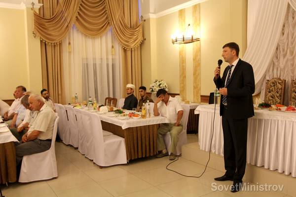 В Симферополе провели праздничный ифтар