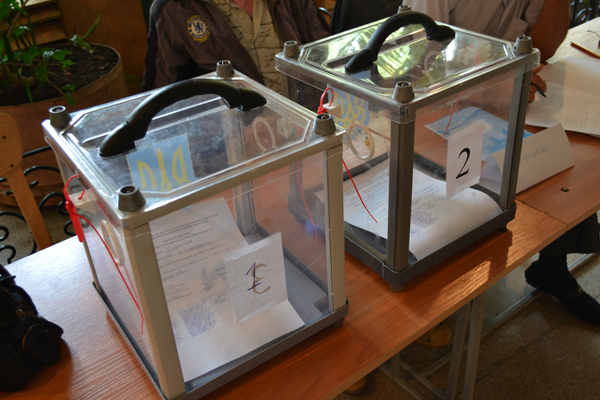 Выборы депутатов горсовета Симферополя проходят спокойно выборы, Выборы депутатов горсовета Симферополя проходят спокойно