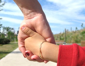 Приемные семьи, В Крыму создано 15 приемных семей и 6 детских домов семейного типа