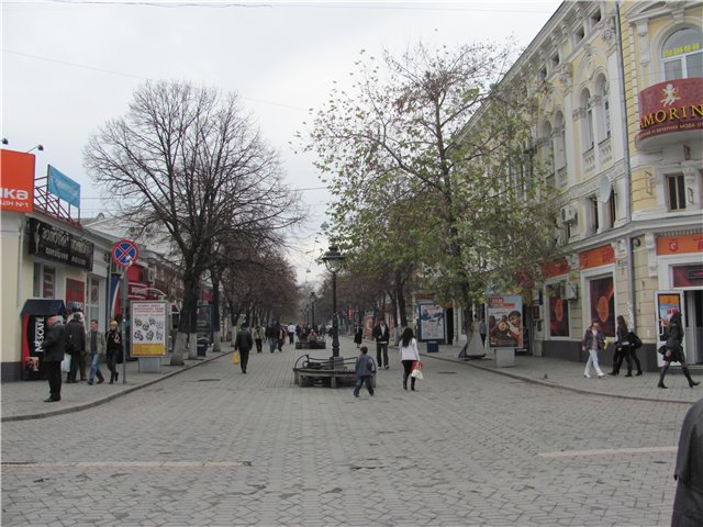 В центре Симферополя планируют реконструировать пешеходную зону