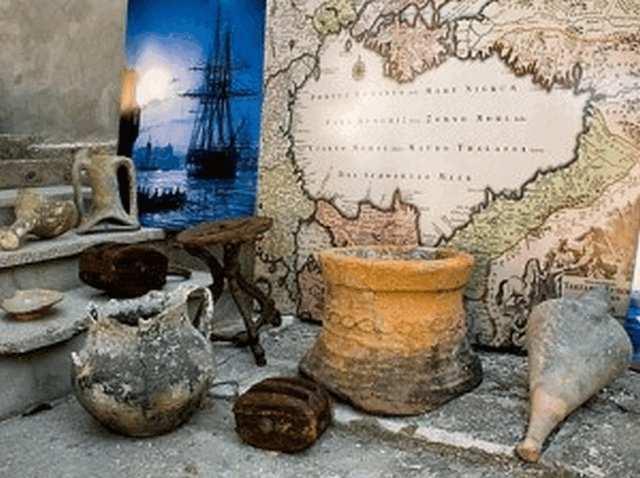 Евпаторийский порт передаст городу коллекцию музея Евпаторийский порт передаст городу коллекцию музея