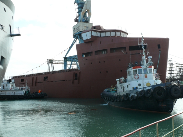 Керченский завод «Залив», В Керчи спустили на воду новые суда