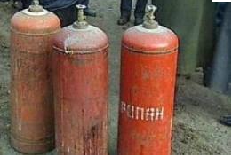 В Крыму выявлен факт незаконной заправки газовых баллонов АЗС, В Крыму выявлен факт незаконной заправки газовых баллонов