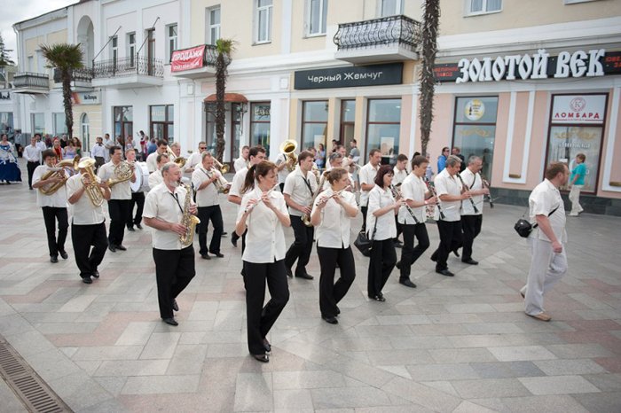 В Ялте в конце мая проведут юбилейный фестиваль духовой музыки оркестр, В Ялте в конце мая проведут юбилейный фестиваль духовой музыки
