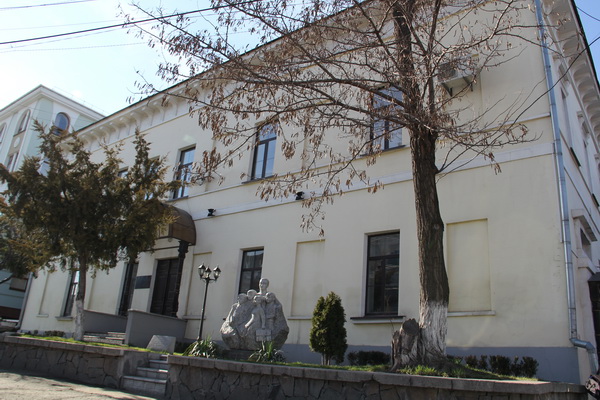 КРИППО, Сотрудники крымского института последипломного образования намерены оспаривать ликвидацию