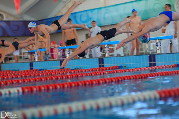 В Евпатории провели чемпионат Крыма по плаванию среди подростков плавание, В Евпатории провели чемпионат Крыма по плаванию среди подростков