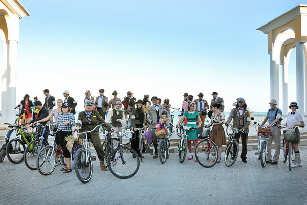 велосипед, В Евпатории прошел первый ретро-велозаезд