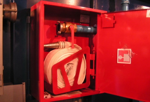 Пожароопасность, В Кировском районе школы работают с нарушениями правил пожарной безопасности