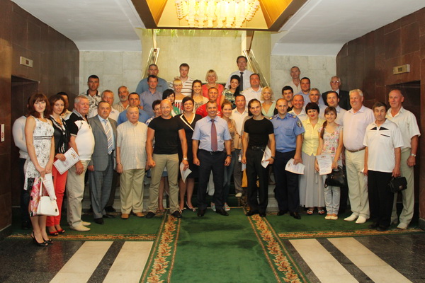 Крымский спикер наградил участников Дня здоровья День здоровья, Крымский спикер наградил участников Дня здоровья