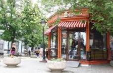 Коффишка, Премьер Крыма пообещал избавить центр Симферополя от кофейни до конца недели