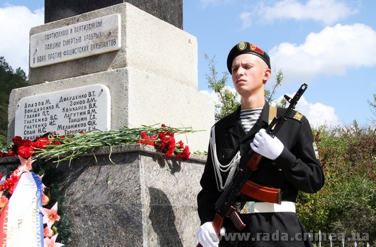 Памятник, Крымский спикер открыл в Симферопольском районе отреставрированный памятник 