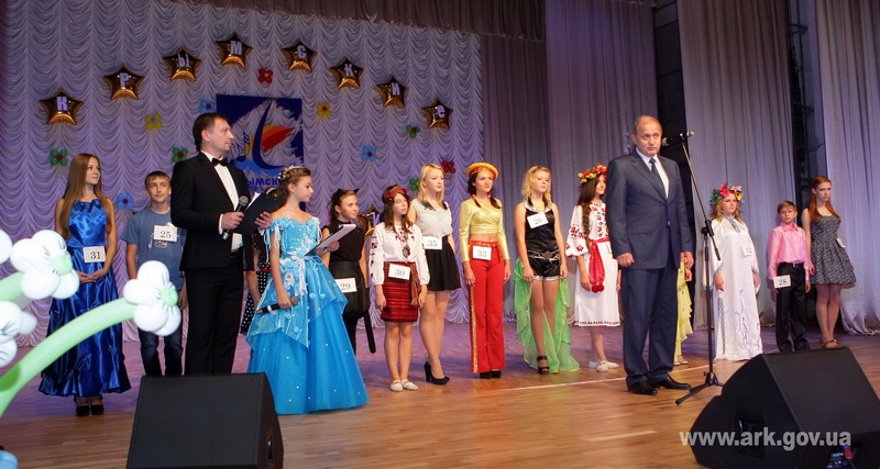 Для победителей фестиваля «Крымские зори» предложили организовать гастроли по Украине фестиваль Крымские Зори, Для победителей фестиваля «Крымские зори» предложили организовать гастроли по Украине