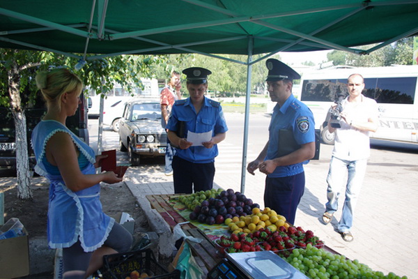 Курортный сезон, Правоохранителей в Крыму привлекут к ответственности за стихийную торговлю
