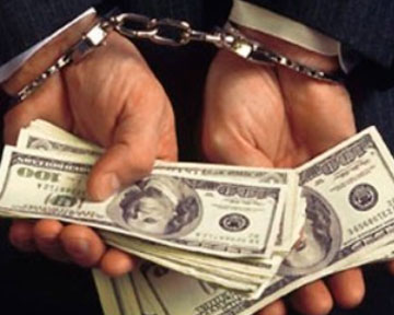 В Алупке милиционер погорел на взятке Коррупция, В Алупке милиционер погорел на взятке