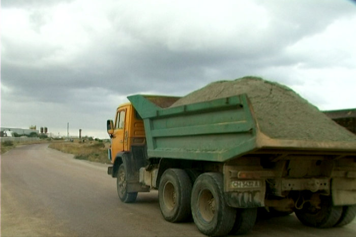 В Севастополе проходит пикет против добычи песка на мысе Фиолент Добыча песка, В Севастополе проходит пикет против добычи песка на мысе Фиолент
