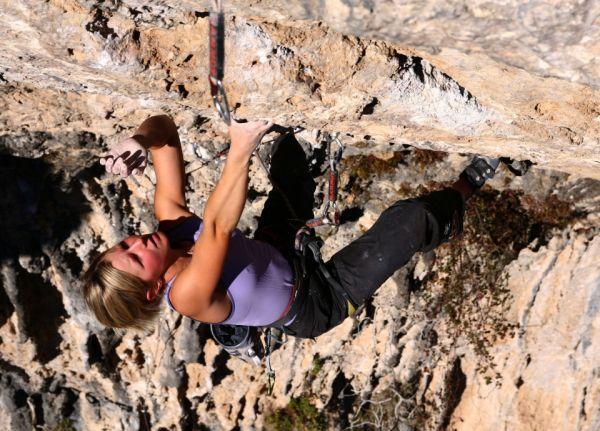 В Крыму с горы сорвалась альпинистка Происшествие, В Крыму с горы сорвалась альпинистка