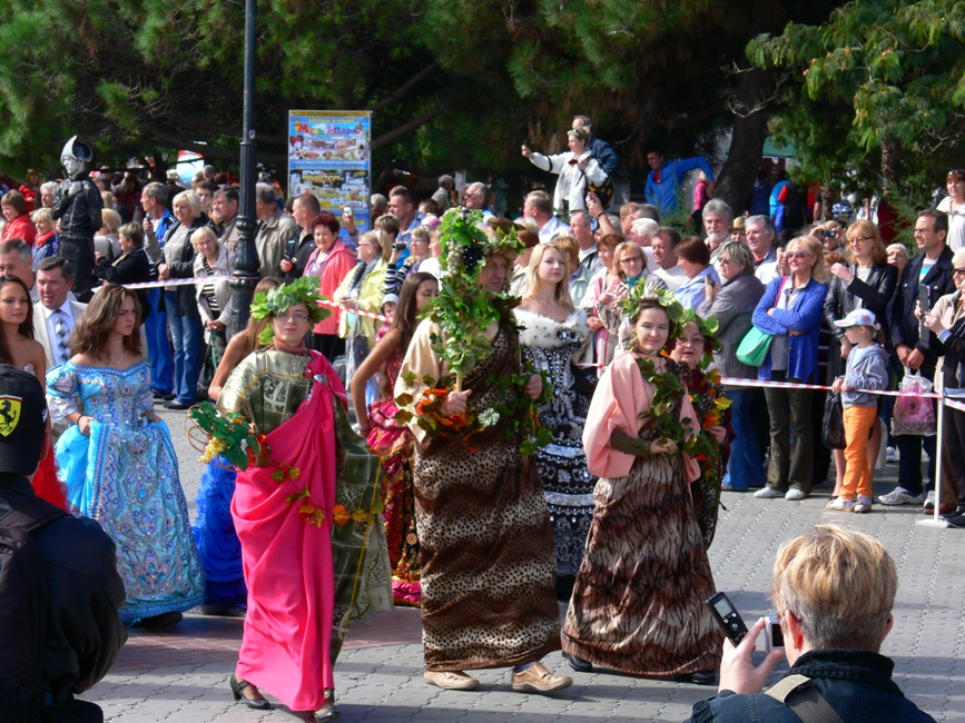 фестиваль, В Алуште в седьмой раз прошел праздник «Виноградные сезоны»