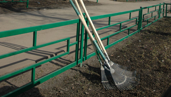 Субботник, В Евпатории проходит месячник по благоустройству