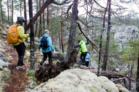 Под Ялтой заблудились трое туристов Происшествие, Под Ялтой заблудились трое туристов