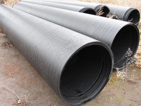 В Симферополе меняют канализационный коллектор водоснабжение, В Симферополе меняют канализационный коллектор