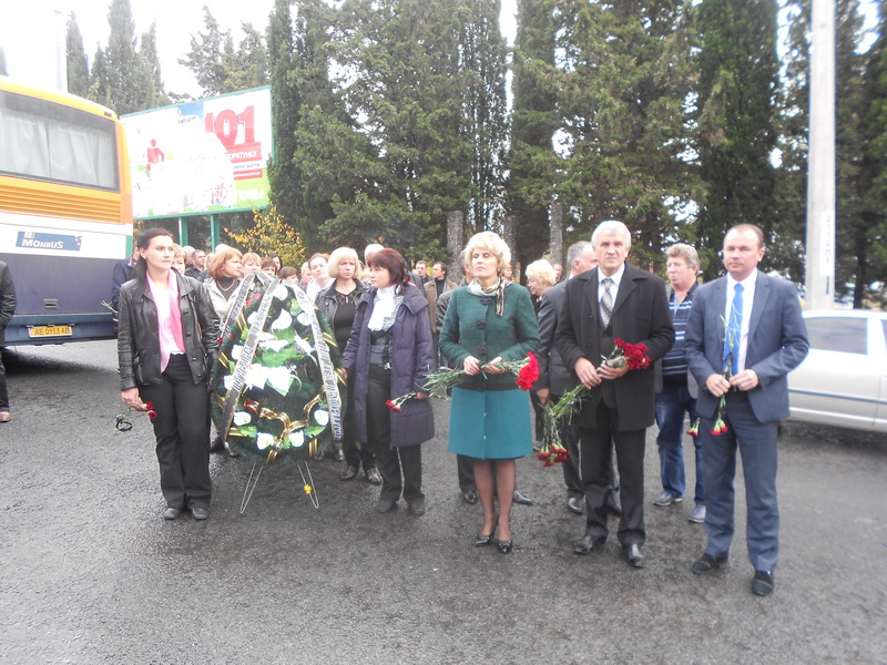В Алуште почтили память погибших в аварии шахтеров ДТП, В Алуште почтили память погибших в аварии шахтеров