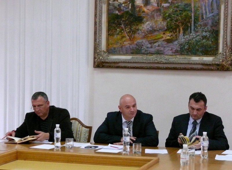 трудоустройство, Власти Ялты подпишут соглашение с профсоюзами