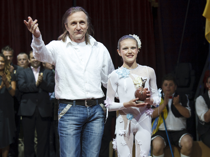 Артистка из Ялты стала обладателем «Серебряного жонглера» в Италии Цирк, Артистка из Ялты стала обладателем «Серебряного жонглера» в Италии