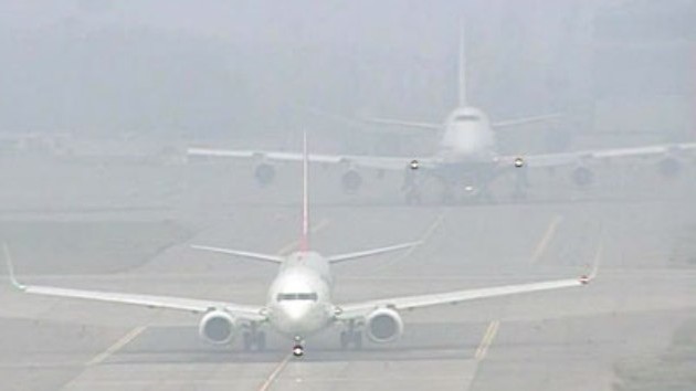 Контрабанда аэропорт, аэропорт, Аэропорт Симферополя из-за тумана не принимает самолеты